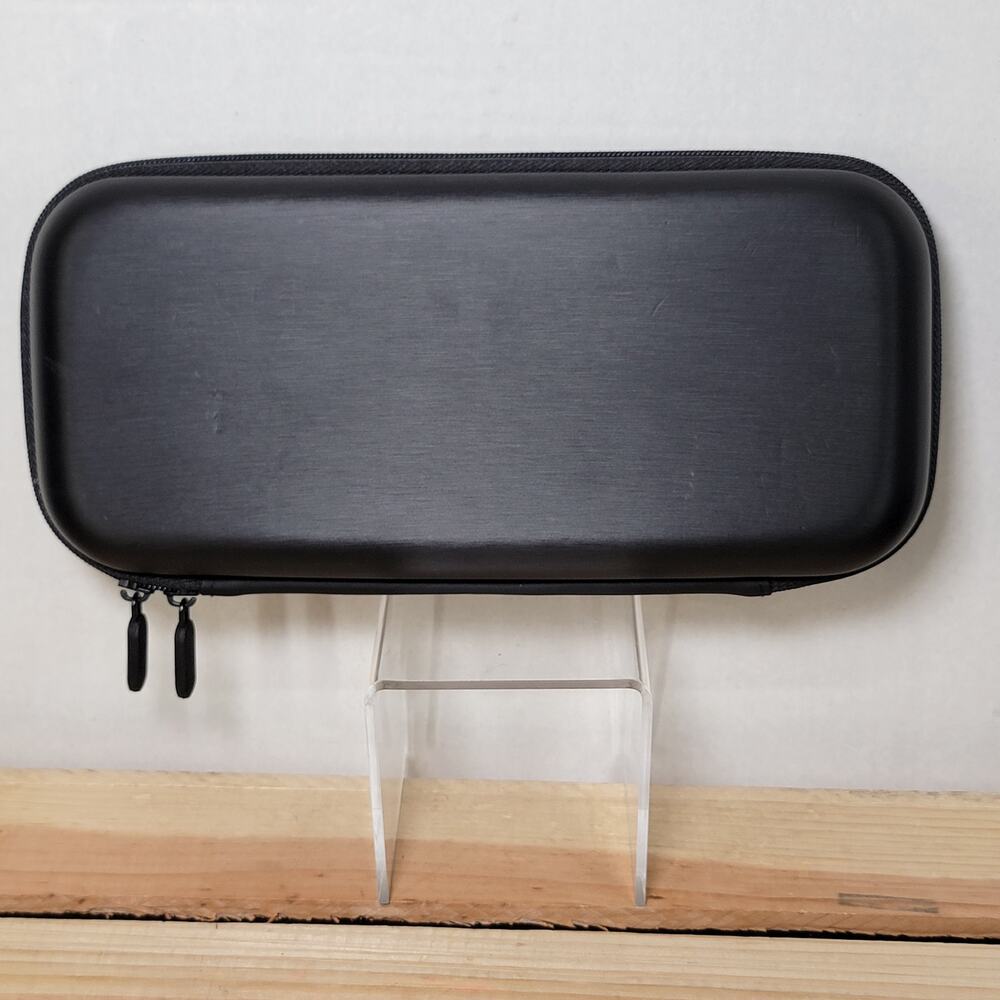 Amazon Basics Solid Black Nintendo Switch Zipper Case